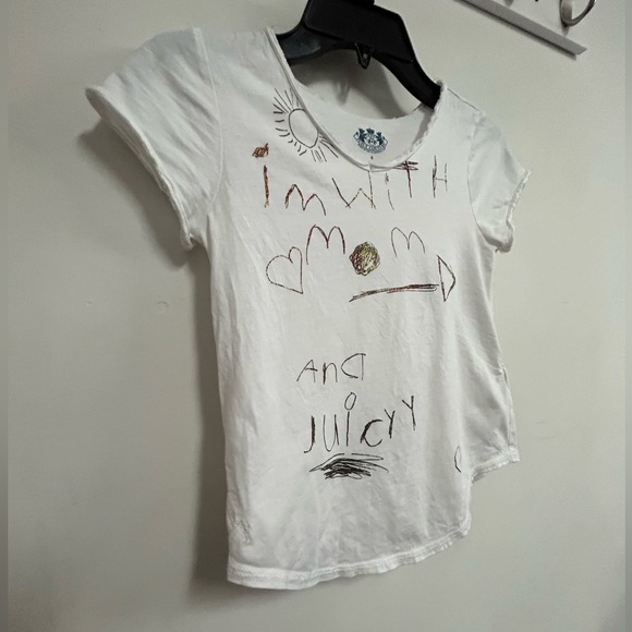 Juicy Couture Kids “I’m With Mom” Tee - Picture 5 of 8